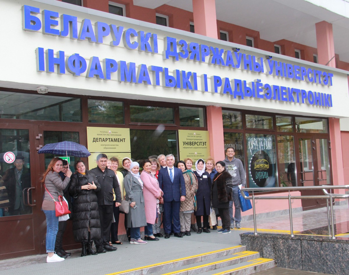 Институт посетила делегация руководителей государственно-частных учреждений образования Узбекистана